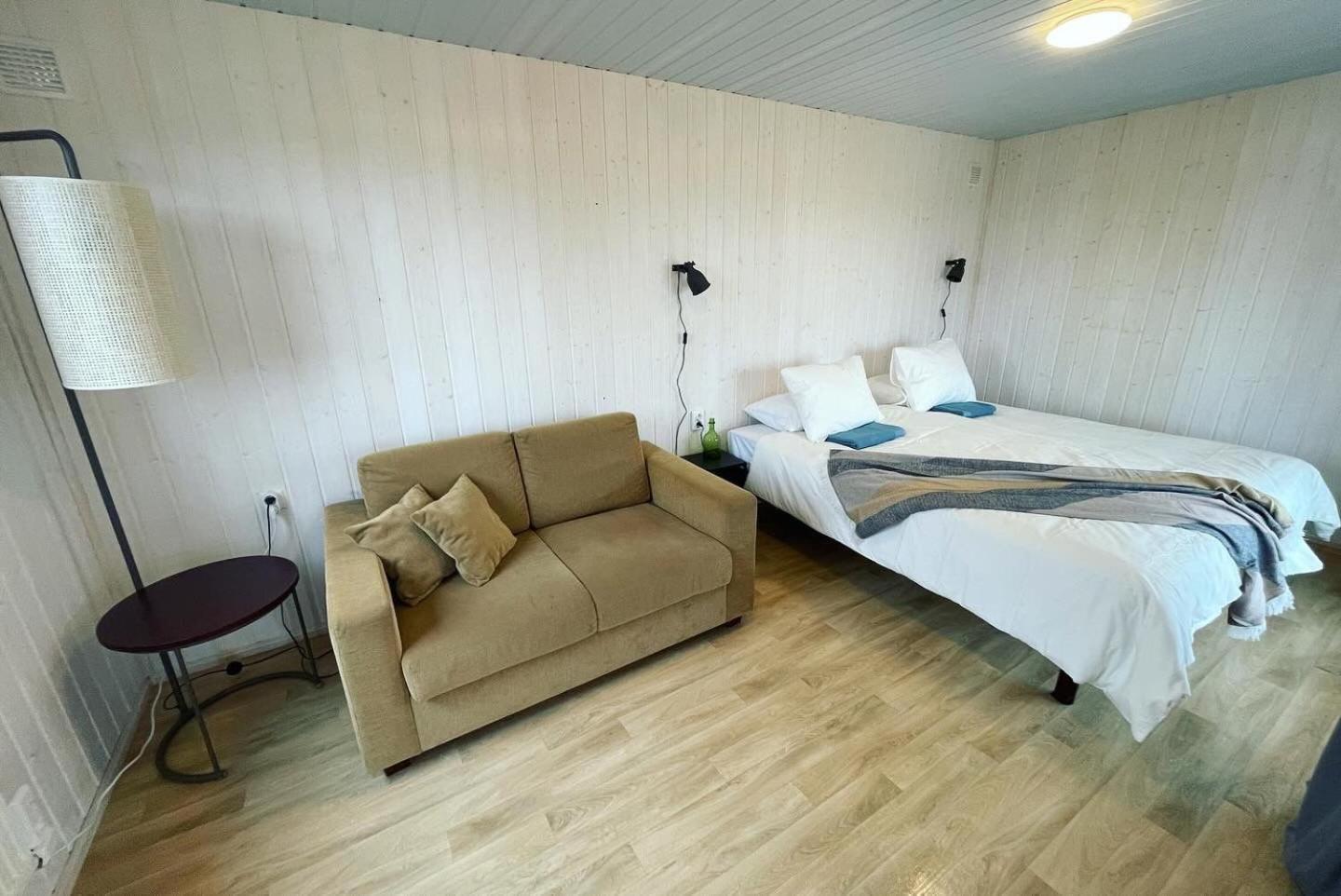 Lounaranna Harbour Accommodation Simisti Exterior photo