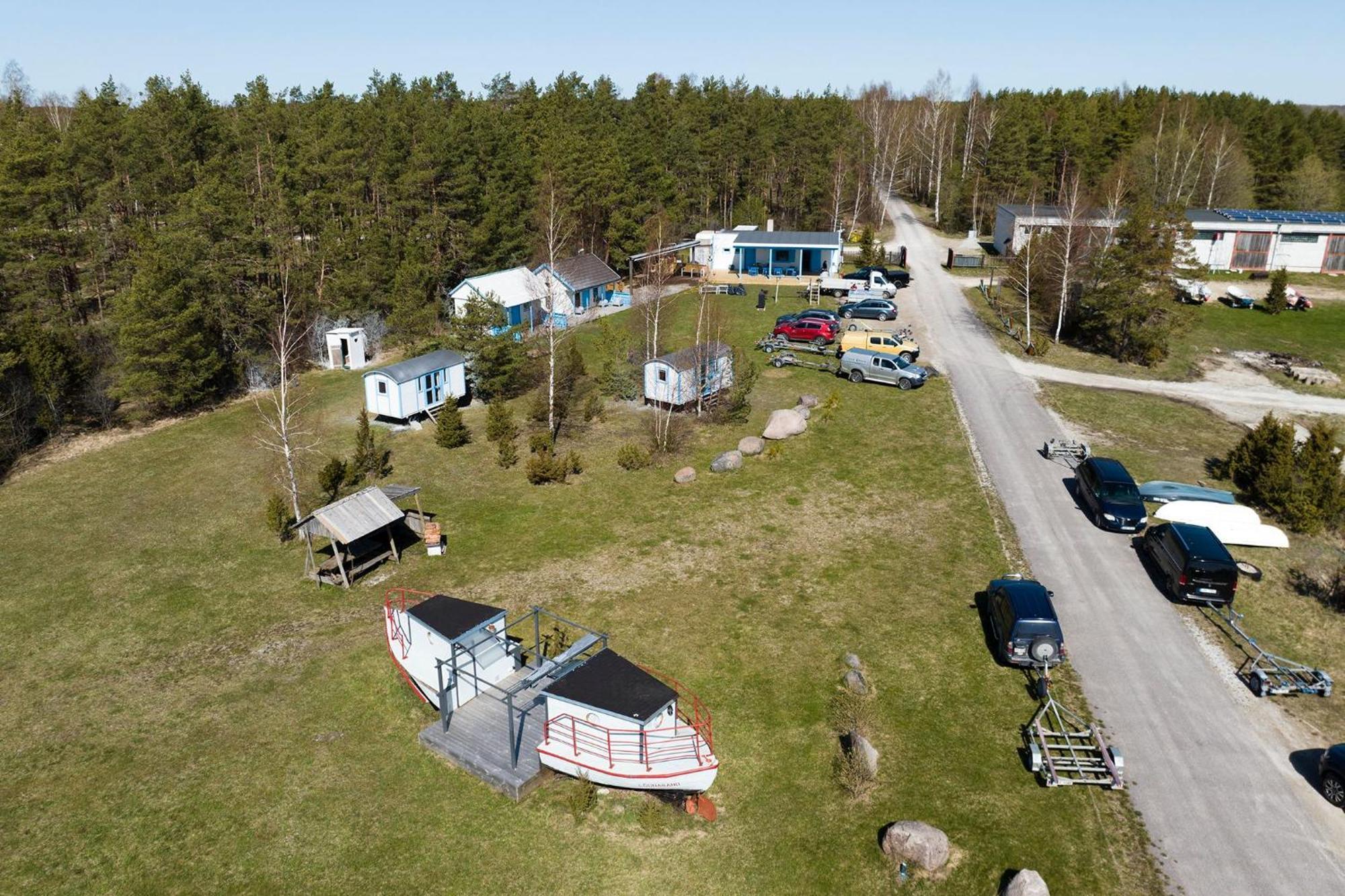 Lounaranna Harbour Accommodation Simisti Exterior photo
